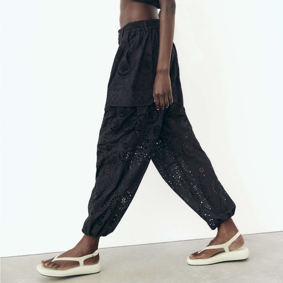 ZARA - FLATFORM LEATHER SANDALS - Picture 1 of 9